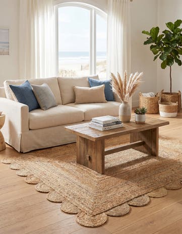 4' 1 x 6' 1 Hand Woven Scallop Braided Jute Rug