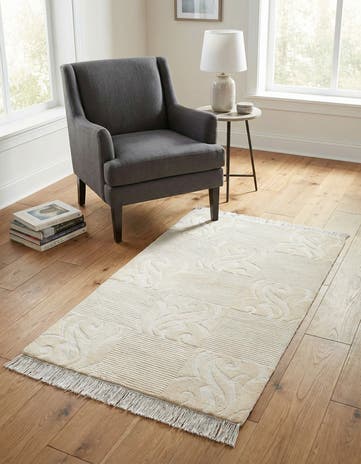 2' 10 x 5' Hand Knotted Darya Wool Rug