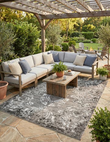 9' x 12' Easy-Clean Botanical Indoor / Outdoor Rug