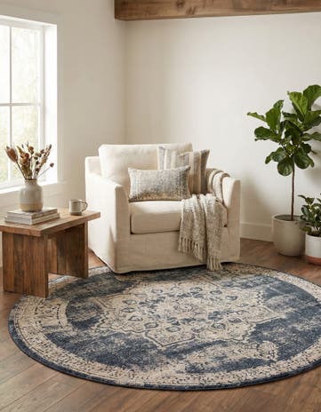 7' 10 x 7' 10 Eliza Round Rug