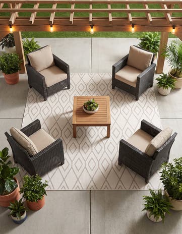 Ivory Gray Easy-Clean Jill Zarin Indoor / Outdoor Square Rug