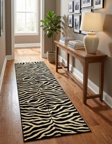 Black Savannah Runner Rug