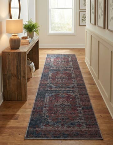 2' 7 x 10' Yara Runner Rug