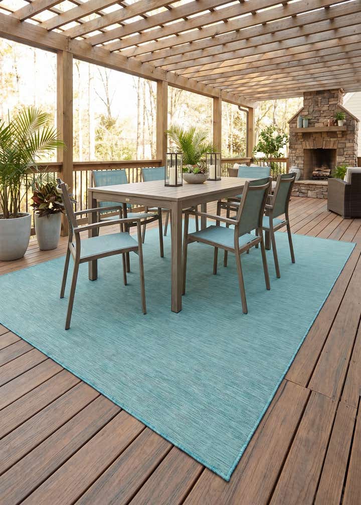 7' 5 x 10' Easy-Clean Solid Indoor / Outdoor Rug