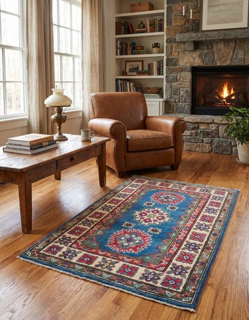 2' 7 x 4' 3 Hand Knotted Kazak Rug