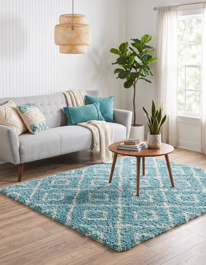 5' 3 x 5' 3 Lattice Shag Square Rug