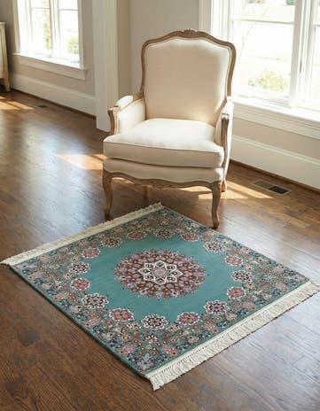3' 6 x 3' 7 Isfahan Square Rug