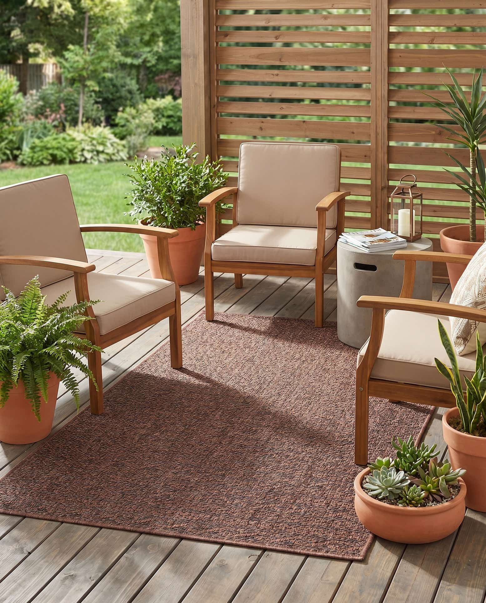3' 3 x 5' Easy-Clean Modern Indoor / Outdoor Rug