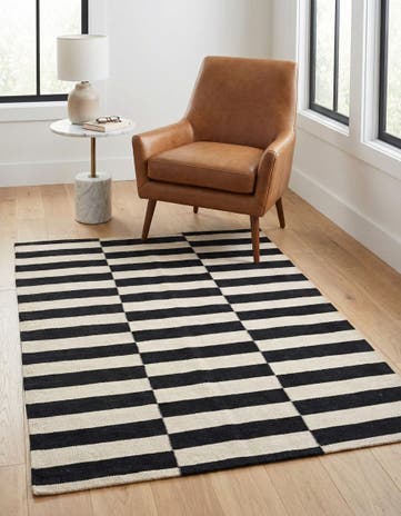 3' 5 x 4' 9 Hand Woven Kilim Modern Wool Rug