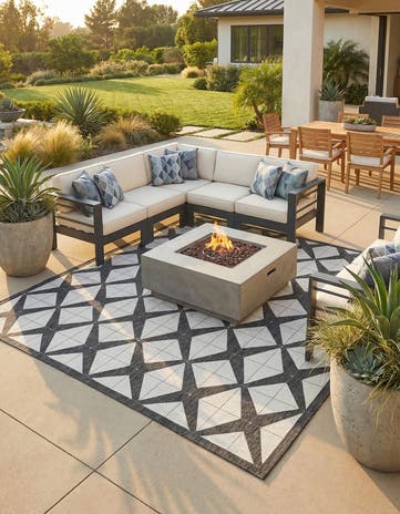 Black and White Easy-Clean Modern Indoor / Outdoor Square Rug