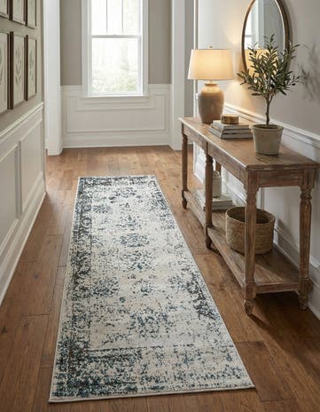 2' x 6' 7 Monte Carlo Runner Rug