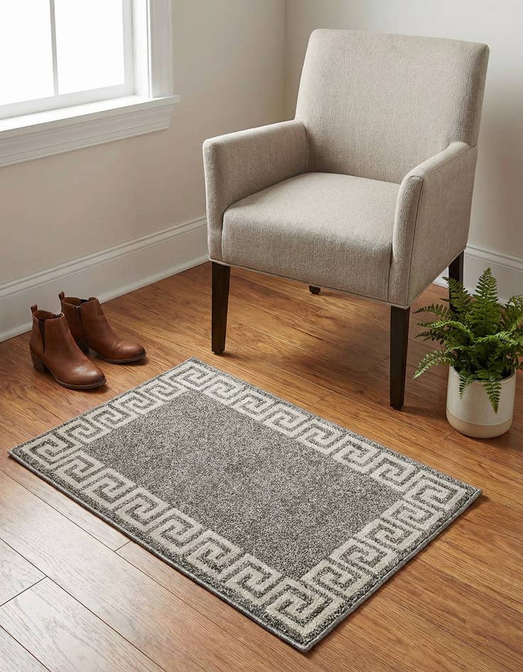 Detail image of 2' x 3' Greek Key Rug