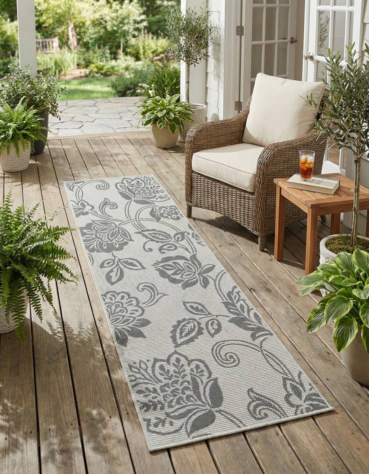 Detail image of 2' 2 x 6' Easy-Clean Botanical Indoor / Outdoor Runner Rug