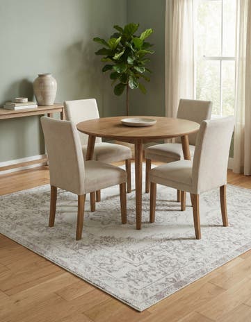 7' 10 x 7' 10 Oxford Square Rug