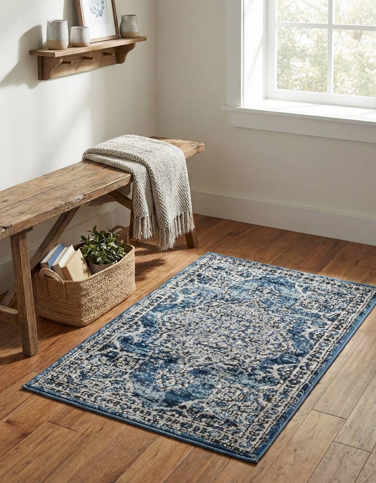 Detail image of 2' x 3' Nyla Rug