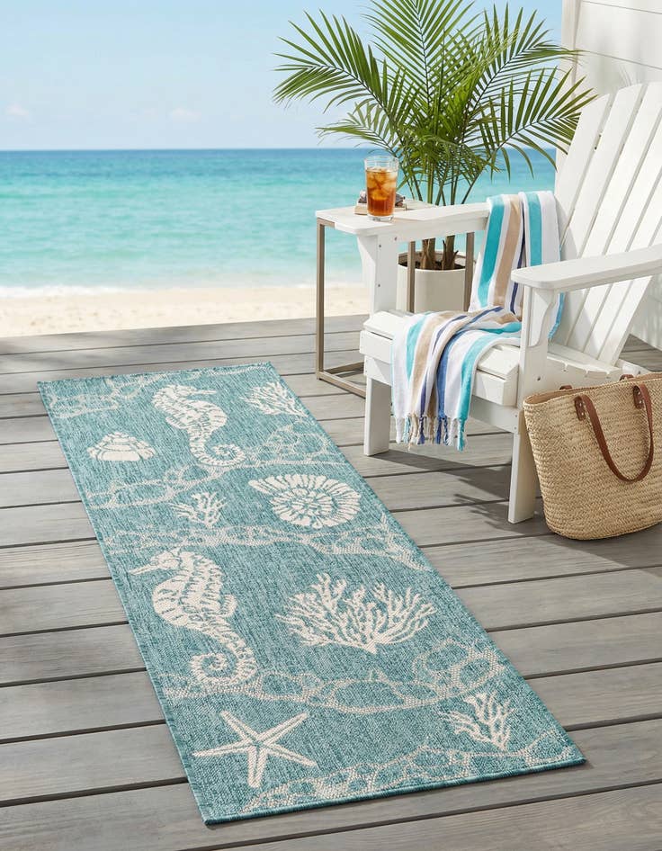 Detail image of 2' x 6'  Washable Coastal Indoor / Outdoor Runner Rug