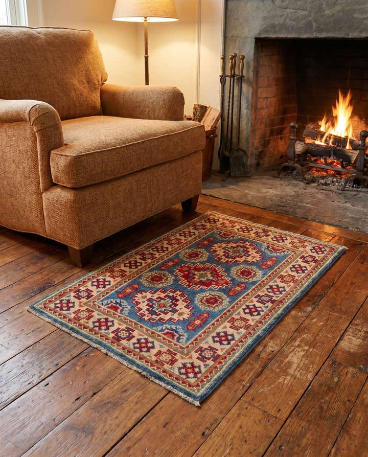 2' x 3' Hand Knotted Kazak Rug