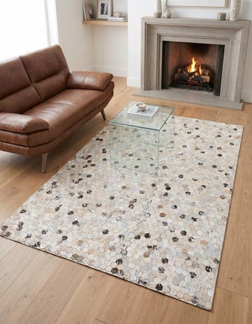 4' 1 x 5' 6 Cowhide Stocks Rug
