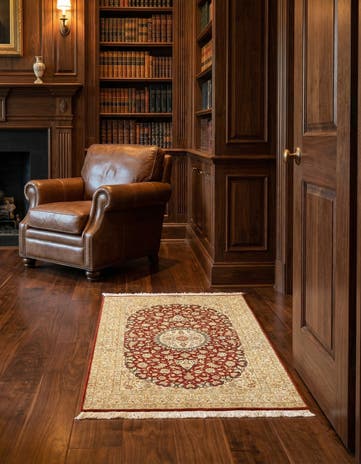 2' 7 x 4' Ghom Silk Rug
