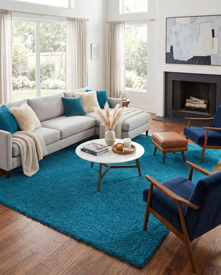 10' x 13' Solid Shag Rug