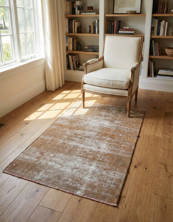 Detail image of 3' x 4' 5 Hand Knotted Ultra Vintage Persian Wool Rug