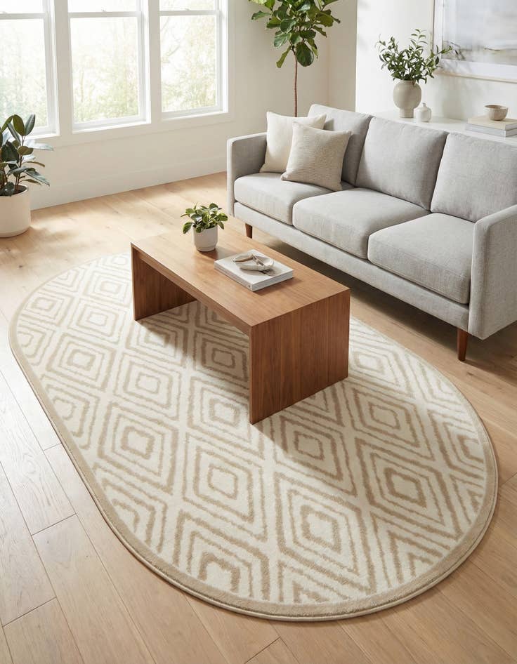 Detail image of  5' 3 x 8' Hermitage Oval Rug