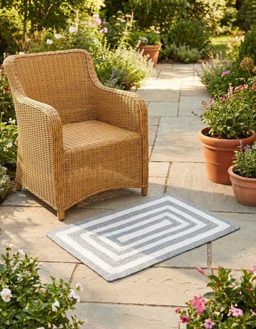 2' 2 x 3' 1 Easy-Clean Eco Verse Washable Indoor / Outdoor Rug