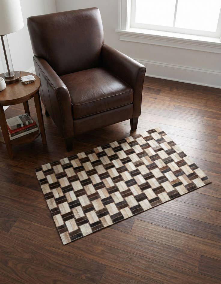 Detail image of 2' 11 x 4' 11 Cowhide - Patchwork Rug