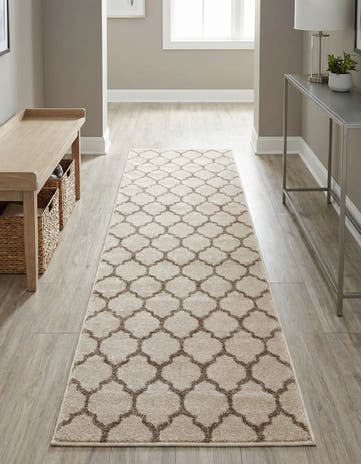 2' x 6' Lattice Runner Rug
