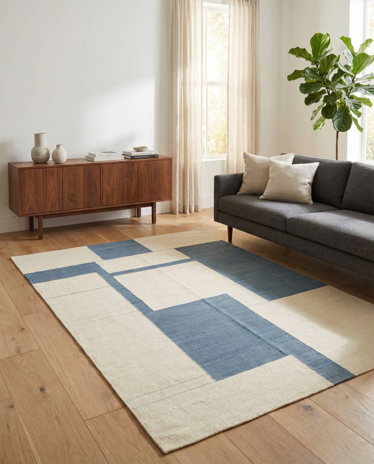 Detail image of 4' 3 x 5' 9 Hand Woven Kilim Modern Wool Rug