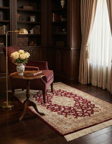 2' 8 x 4' Ghom Silk Rug