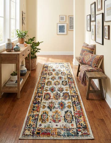 2' 7 x 10' Madeline Runner Rug