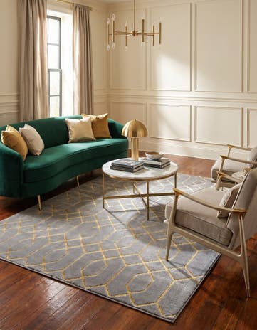 7' 10 x 10' Marilyn Monroe&trade; Glam Trellis Rug