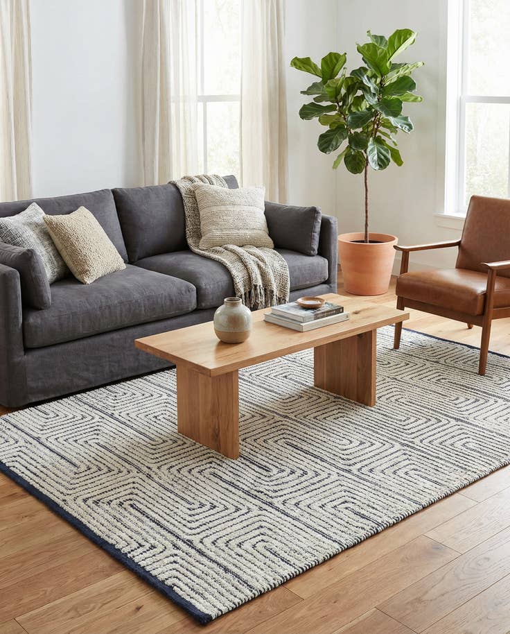 Detail image of 4' 1 x 6' 1 Hand Woven Rug