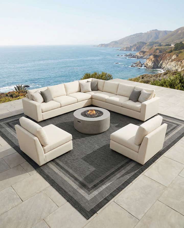 13' x 13' Easy-Clean Border Indoor / Outdoor Square Rug