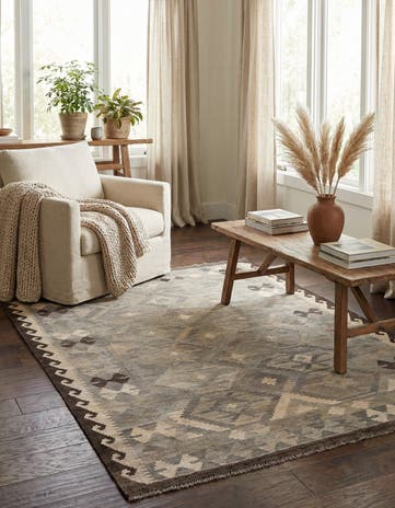 4' 11 x 6' 5 Hand Woven Kilim Maymana Wool Rug