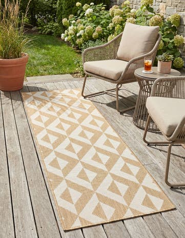 2' x 6' Easy-Clean Jill Zarin Napa Indoor / Outdoor Runner Rug