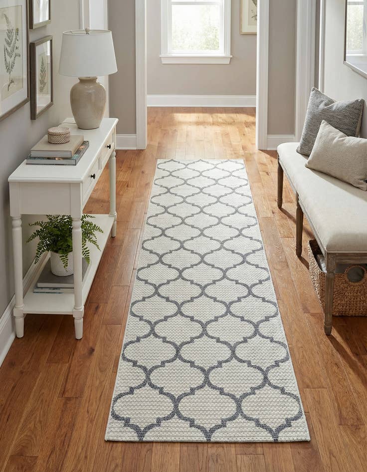 Detail image of 2' x 7' 10 Georgia Runner Rug