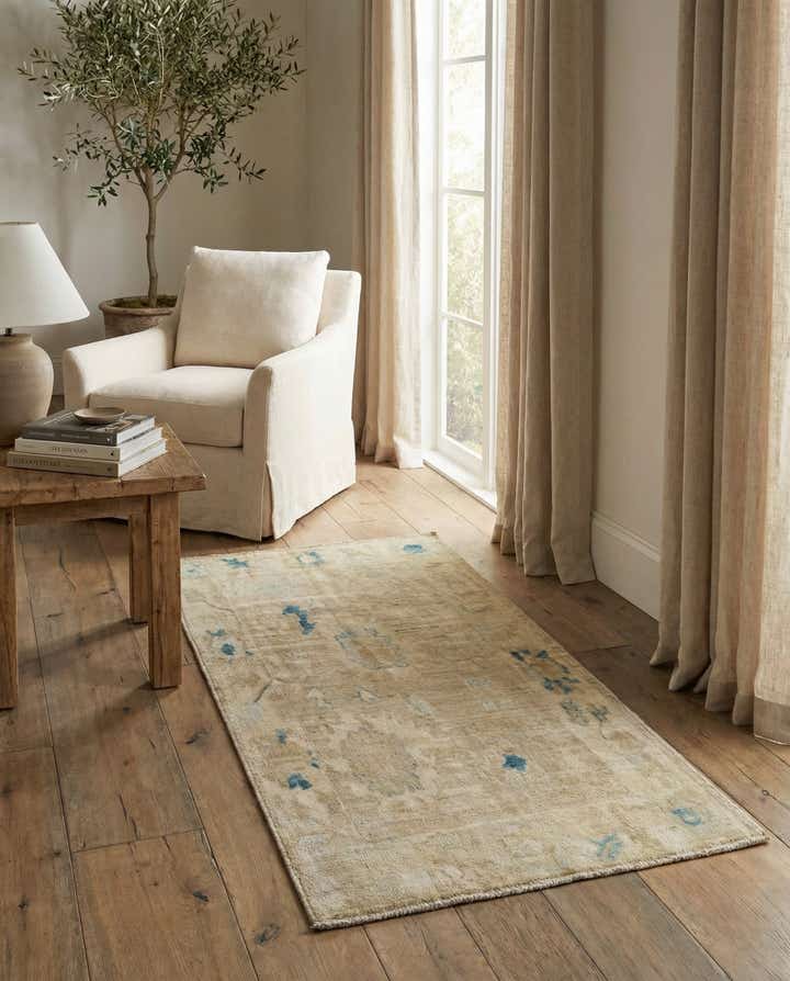 2' 11 x 5' 1 Hand Knotted Oushak Wool Rug