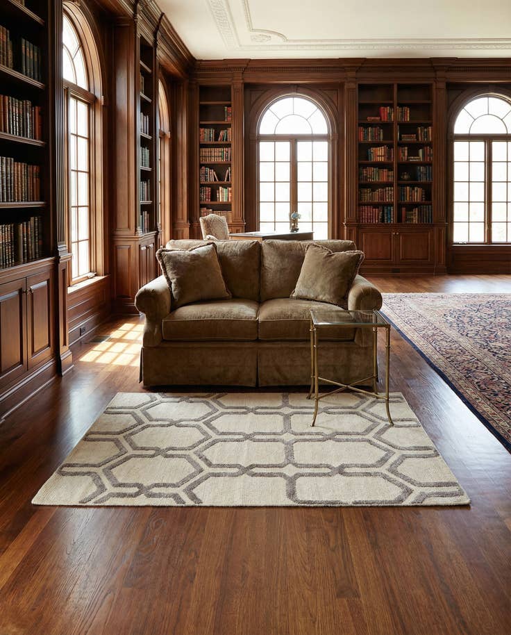 Detail image of 3' 9 x 5' 9 Hand Knotted Darya Rug