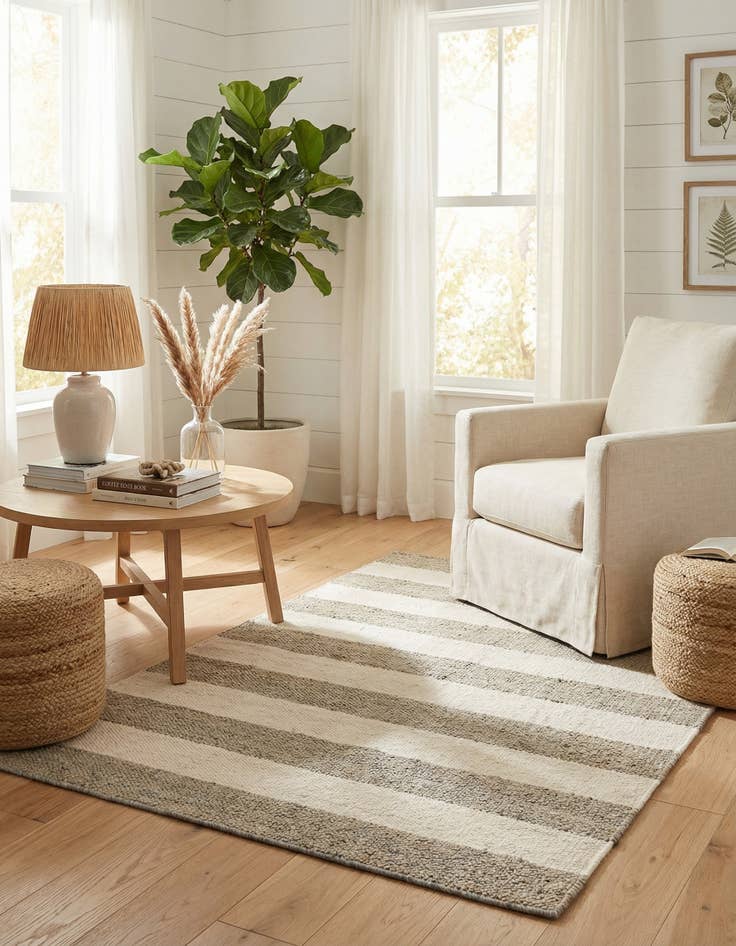 Detail image of 3' 1 x 5' 1 Hand Woven Jill Zarin Hamptons Rug