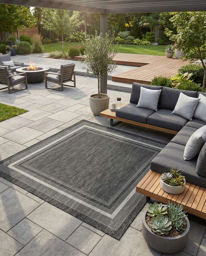 6' x 6' Easy-Clean Border Indoor / Outdoor Square Rug