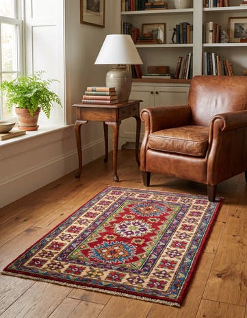 2' 7 x 4' 2 Hand Knotted Kazak Rug