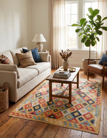 4' 2 x 5' 7 Hand Woven Kilim Maymana Wool Rug