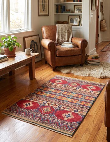 2' 9 x 4' Hand Knotted Kazak Rug