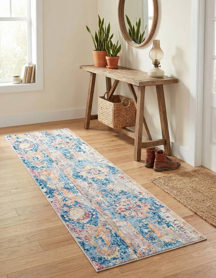 Detail image of 2' 7 x 8' 2 Vega Runner Rug