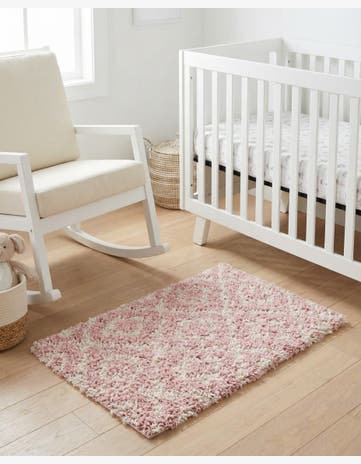 Light Pink Trellis Shag Rug
