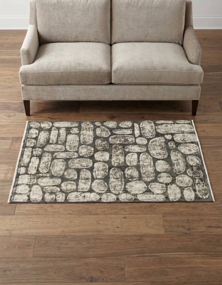 Detail image of 3' 2 x 4' 9 Hand Knotted Ultra Vintage Persian Wool Rug