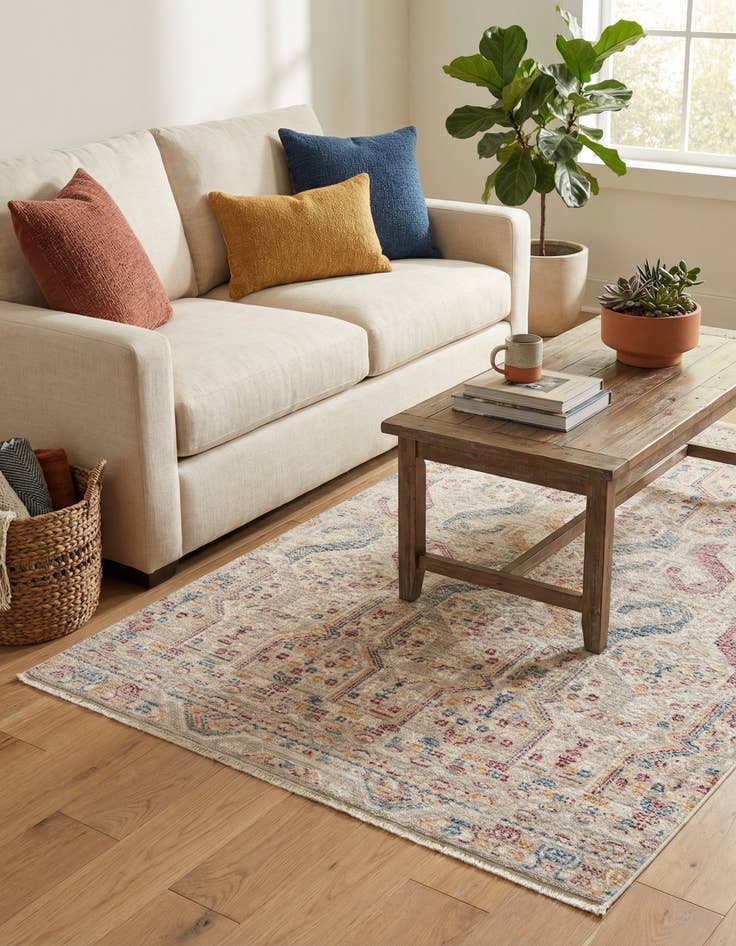 Detail image of 3' 3 x 5' Deepa Rug