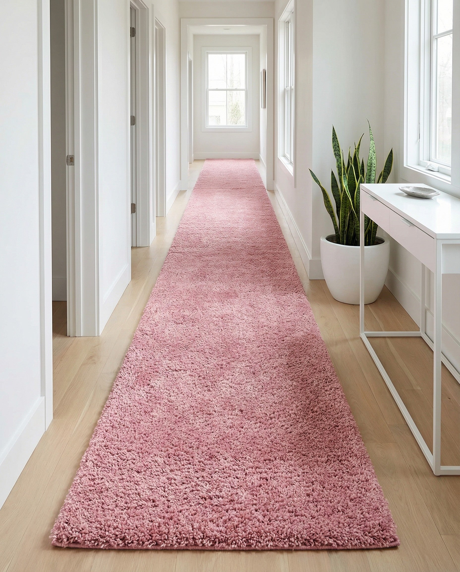 2' 7 x 16' 5 Zermatt Shag Runner Rug